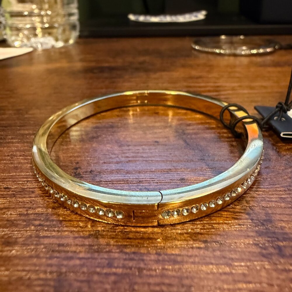 NWT Kate Spade Ring It Up Pave Bangle - Gold/Clear - Picture 5 of 7
